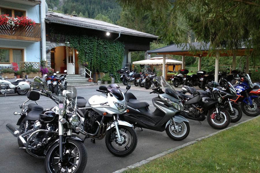 Biker Hotel