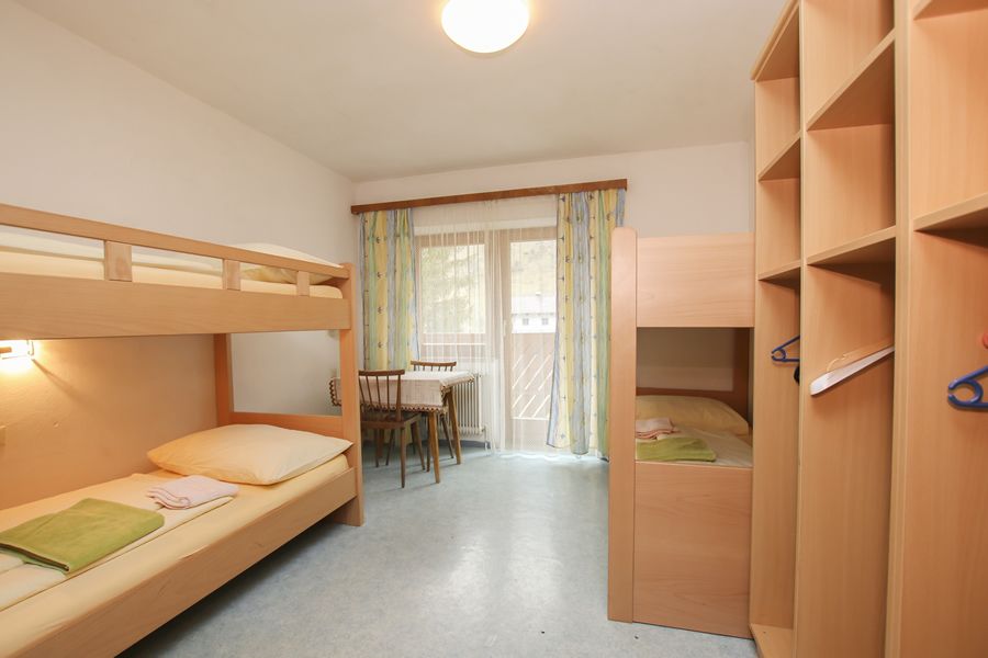 Jugend Hotel Fusch Grossglockner Zimmer 2